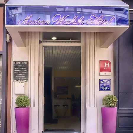 摩登瓦基酒店 2*