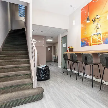 Szálloda Modern Waikiki Cannes